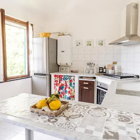 The Bridge-parking-wifi-2 Min From The Sea Recco