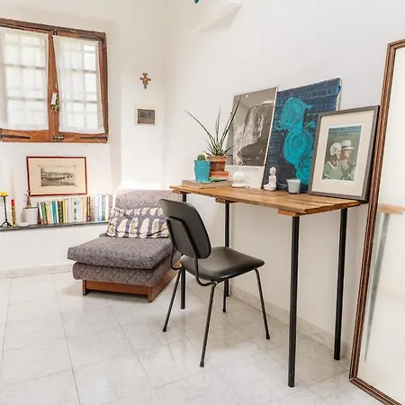 Apartment The Bridge-parking-wifi-2 Min From The Sea